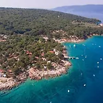 Village de vacances Glavotok Premium Camp Brzac