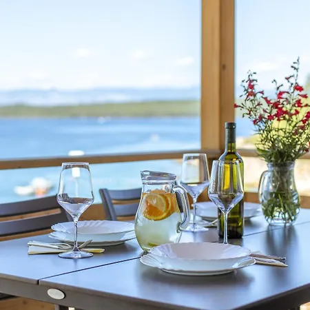 Glavotok Aldeamento Turístico Brzac