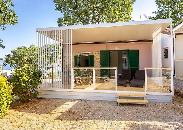 Glavotok Premium Camp 假日公园 Brzac