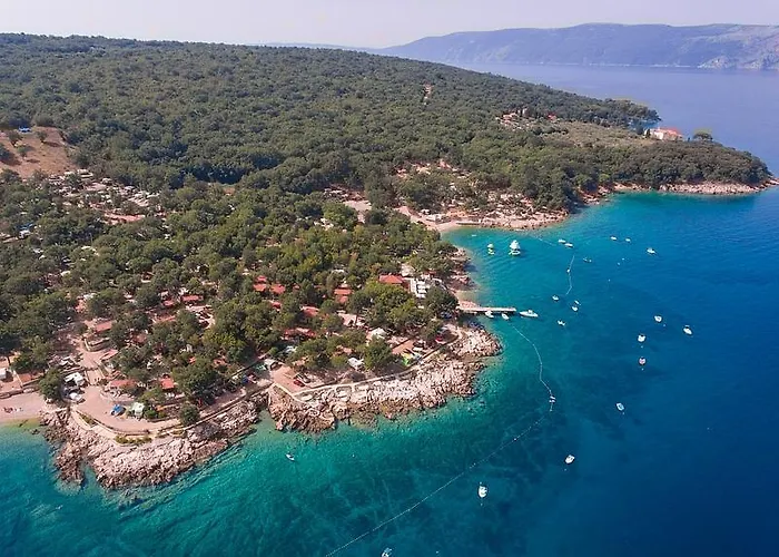 Prázdninový areál Glavotok Premium Camp Brzac