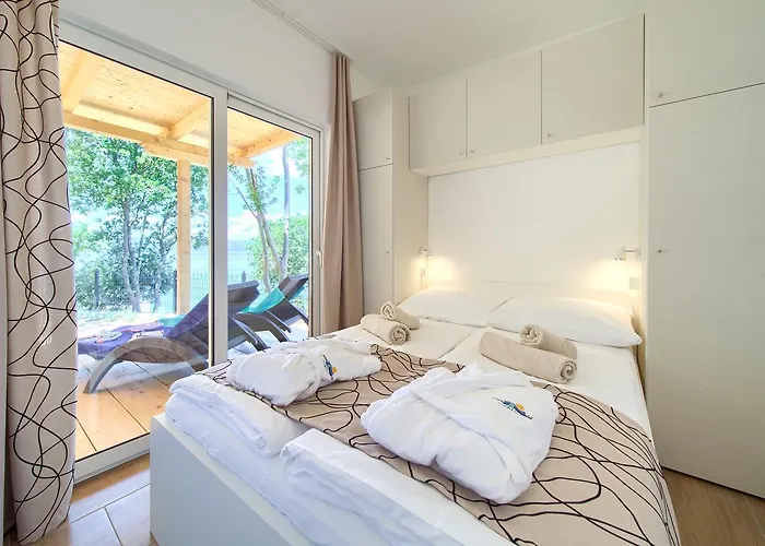 Prázdninový areál Glavotok Premium Camp 3*