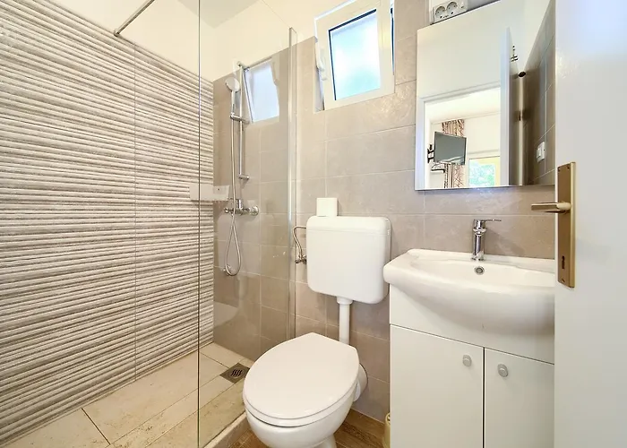 Glavotok Premium Camp