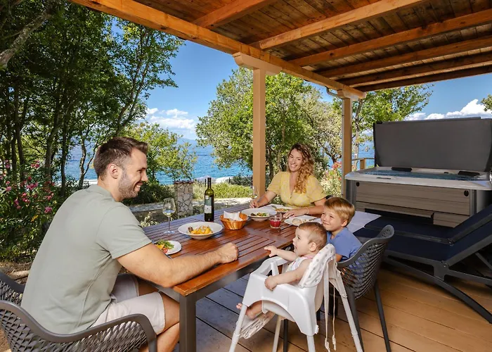 Semesterpark Glavotok Premium Camp